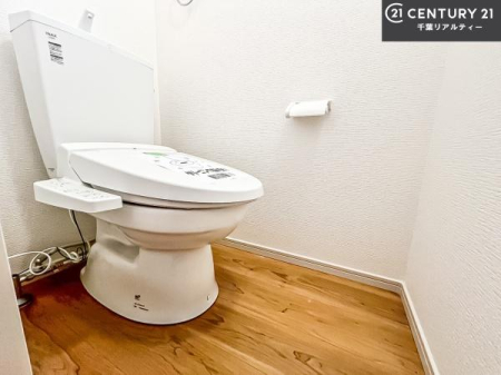 gC 1E2KɃgC܂I̖Zԑт҂ɂ݂łˁBƂ̂gCłꂪ₷łI