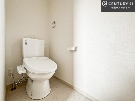 gC 1E2KɃgC܂I̖Zԑт҂ɂ݂łˁBƂ̂gCłꂪ₷łI