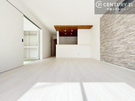 rO ANZgNXڂ䂭ȃrOłI