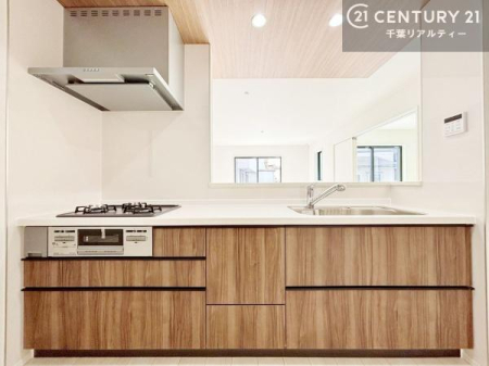 Lb` lC̑ΖʎVXeLb`̗pĂ܂IƑ̃R~jP[VRƑ݌vłB
qlɂڂ͂̂ŊłˁB[͂܂I