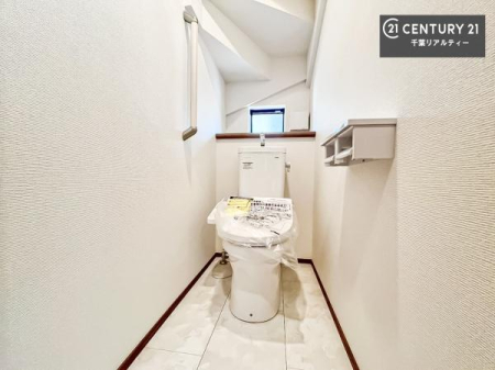 gC 1E2KɃgC܂I̖Zԑт҂ɂ݂łˁBƂ̂gCłꂪ₷łI