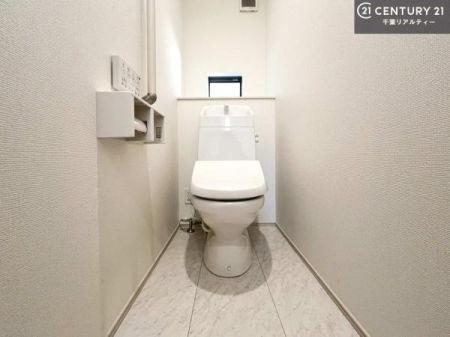 gC 1E2KɃgC܂I̖Zԑт҂ɂ݂łˁBƂ̂gCłꂪ₷łI