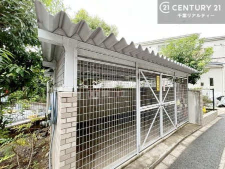 ̑p Et̃S~uBLJXɍr炳SzȂAJ̓SBŊǗ̍s͂pXy[XłB