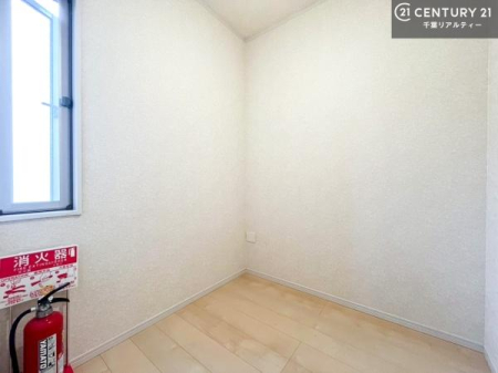 ̑ ւ܂Bt̖邢Ԃłd͂ǂ肻łˁI
[̋ԂƂĂpł܂B