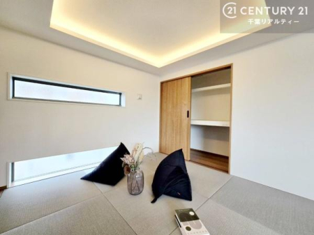 a ^^~̍肪炬^AbNXԁB傫ĴaƂȂĂ܂B{l̐Suav̋ԁB䑐̍YԂ͖̂ЂƎoĂ܂I