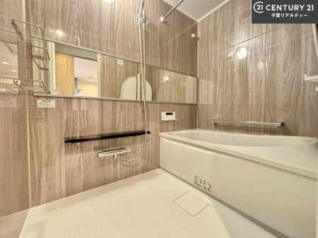  l͋̕C̃oX[́AoĂăoX^C[I
d撣Ă邲JɂD݂̓̓܂āAył݂Ă͂ł傤H