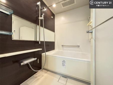  l͋̕C̃oX[́AoĂăoX^C[I
d撣Ă邲JɂD݂̓̓܂āAył݂Ă͂ł傤H