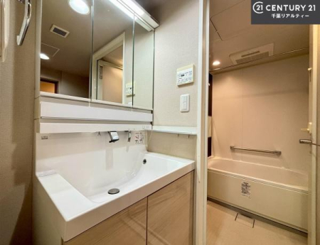 ʑEʏ Oʋdl̐ʏ́AgȂ݂₷I͎[ɂȂĂ܂BhC[₨ϓЕt̂ŐʑXbLƌ邱Ƃo܂I