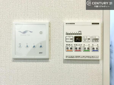 ̑ g[tĂ閣͓IȎdlłI~̓q[gVbN̗\hɂg܂B
J̓ł󕨂̂ŁA󕨂ߍ݂ɂI