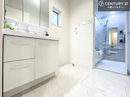 ʑEʏ t̖邢ʎłICɓւłĐɕۂƂł܂IRނ̂łς̎dオǂȂ܂ˁI