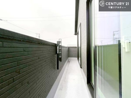 oRj[ zǍDȃoRj[łIꂽɂ͐nJIȎԂy߂܂B