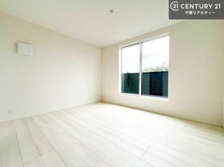 Q oRj[ɖʂĂmłB邭肪ACł܂INāAOɏoĔwLт[ċzǂ}邱ƂołˁI