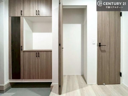 [ Ղ̎[Xy[XŁA炵萮Z܂BƑ̉וꂢɕЕtAKɉ߂܂B