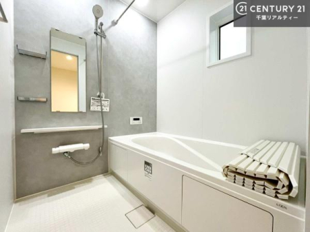  l͋̕C̃oX[́AVbNȃfUCŃoX^C[I
d撣Ă邲JɂD݂̓̓܂āAył݂Ă͂ł傤H