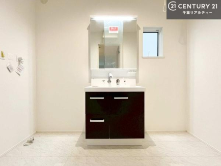 ʑEʏ Oʋdl̐ʏ́AgȂ݂₷I͎[ɂȂĂ܂BhC[₨ϓЕt̂ŐʑXbLƌ邱Ƃo܂I