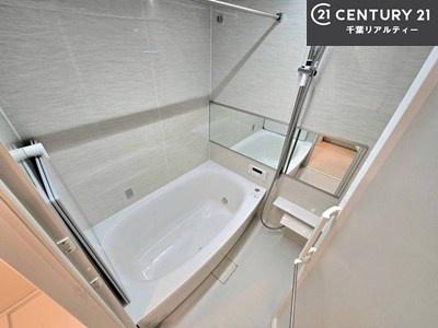  1̔ƖĂ闁łB
̑fGȃN[[VꏊłˁB