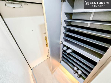  V[Y{bNXtȂ̂ŁAւЕt|₷łI
XbLւŌ˂JuԁÂSnԂo}Ă܂B
