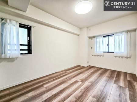 q |oȂ́Aql̂ƂĂSłI
[Xy[X[Ă̂ŎU炩TbƕЕt܂I