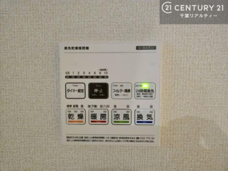 ̑ g[tĂ閣͓IȎdlłI~̓q[gVbN̗\hɂg܂B
J̓ł󕨂̂ŁA󕨂ߍ݂ɂI