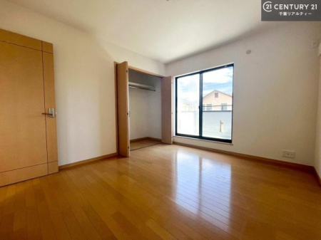 Q oRj[ɖʂĂmłB邭肪ACł܂INāAOɏoĔwLт[ċzǂ}邱ƂołˁI