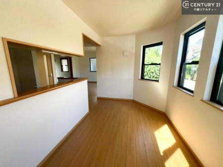 rO LX_CjOXy[XI肨HB΂yԂ߂܂BX̔܂I
zVЕt֗łI