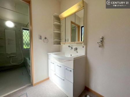 ʑEʏ Oʋdl̐ʏ́AgȂ݂₷I͎[ɂȂĂ܂BhC[₨ϓЕt̂ŐʑXbLƌ邱Ƃo܂I