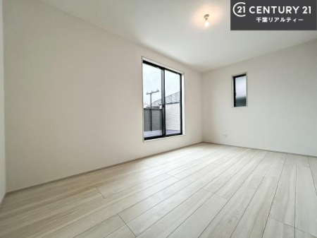 m oRj[ɖʂĂmłB邭肪ACł܂INāAOɏoĔwLт[ċzǂ}邱ƂołˁI