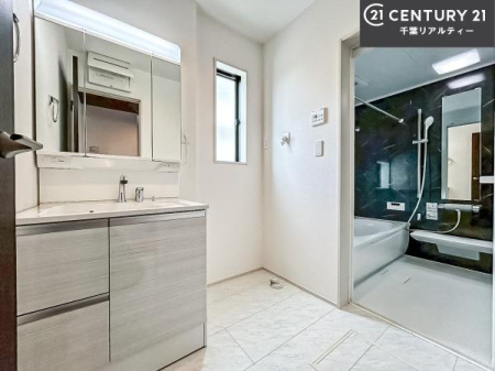 ʑEʏ Oʋdl̐ʏ́AgȂ݂₷I͎[ɂȂĂ܂BhC[₨ϓЕt̂ŐʑXbLƌ邱Ƃo܂I