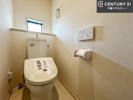 gC 1E2KɃgC܂I̖Zԑт҂ɂ݂łˁBƂ̂gCłꂪ₷łI