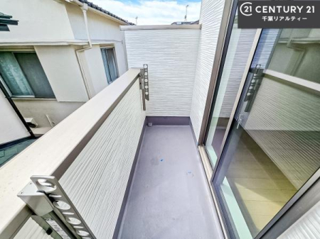 oRj[ zǍDȃoRj[łIꂽɂ͐nJIȎԂy߂܂B