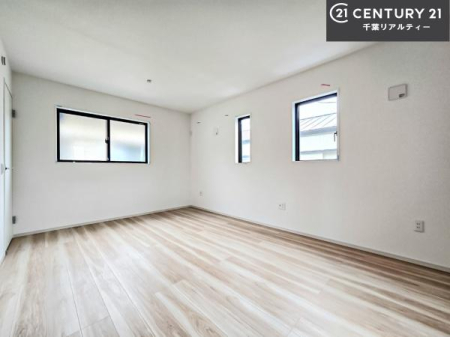 q |oȂ́Aql̂ƂĂSłI
[Xy[X[Ă̂ŎU炩TbƕЕt܂I