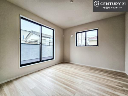 m oRj[ɖʂĂmłB邭肪ACł܂INāAOɏoĔwLт[ċzǂ}邱ƂołˁI