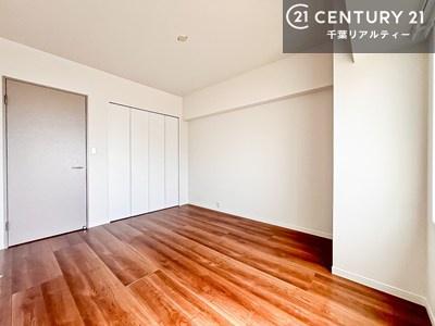 m VvɃfUCĂ邽߁AƋIт܂I
Cɓ̉ƋuĂ낰Ԃ邱Ƃł܂B