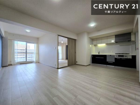 rO 傫ȑ炽Ղ̗z閾邢rOBĴ郊rOŉƑĉ났̎Ԃ߂܂B