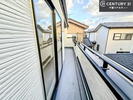 oRj[ zǍDȃoRj[łIꂽɂ͐nJIȎԂy߂܂B
