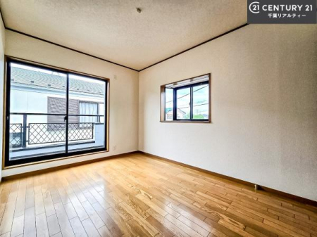 m oRj[ɖʂĂmłB邭肪ACł܂INāAOɏoĔwLт[ċzǂ}邱ƂołˁI