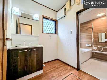 ʑEʏ Oʋdl̐ʏ́AgȂ݂₷I͎[ɂȂĂ܂BhC[₨ϓЕt̂ŐʑXbLƌ邱Ƃo܂I