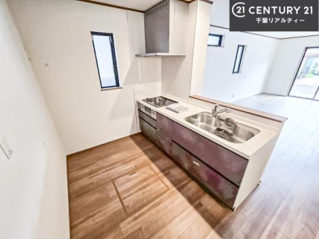 Lb` lC̑ΖʎVXeLb`̗pĂ܂IƑ̃R~jP[VRƑ݌vłB
qlɂڂ͂̂ŊłˁB[͂܂I