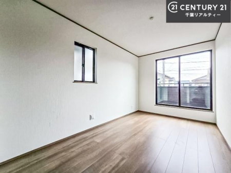 m oRj[ɖʂĂmłB邭肪ACł܂INāAOɏoĔwLт[ċzǂ}邱ƂołˁI