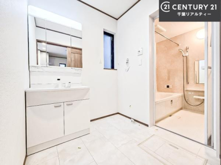 ʑEʏ Oʋdl̐ʏ́AgȂ݂₷I͎[ɂȂĂ܂BhC[₨ϓЕt̂ŐʑXbLƌ邱Ƃo܂I