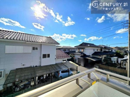 �Z�˂���̒��]�ʐ^ ������Ŗ��邭�J���I�ȃo���R�j�[�ł��I