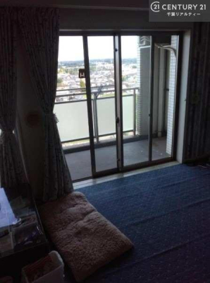 rO 傫ȑ炽Ղ̗z閾邢rOBĴ郊rOŉƑĉ났̎Ԃ߂܂B