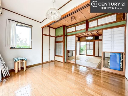 rO LX_CjOXy[XI肨HB΂yԂ߂܂BX̔܂I