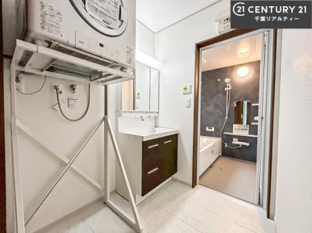 ʑEʏ ߗފ@EtIOʋdl̐ʏ́AgȂ݂₷I͎[ɂȂĂ܂BhC[₨ϓЕt̂ŐʑXbLƌ邱Ƃo܂I