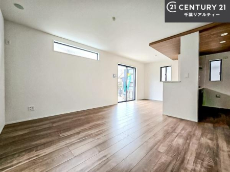 rO ĴLXLDKI\t@[_CjOe[uuĂɂȂȂ̂ŉKɉ߂܂IR~jP[V₷rOłI