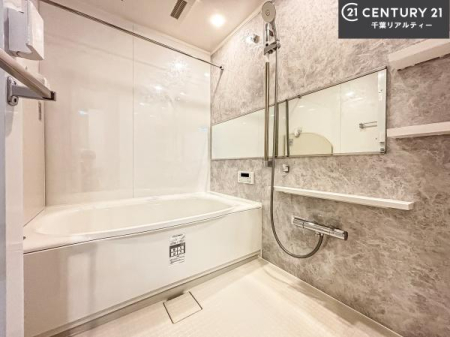  l͋̕C̃oX[́AoĂăoX^C[I
d撣Ă邲JɂD݂̓̓܂āAył݂Ă͂ł傤H