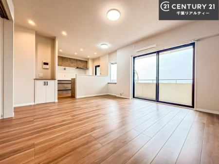 rO 傫ȑ炽Ղ̗z閾邢rOBĴ郊rOœX̔܂B