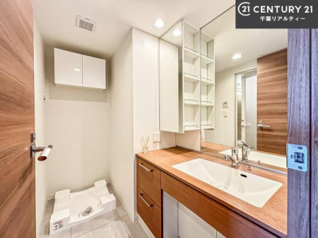 ʑEʏ gȂ𐮂ʏ́A厖łI̐̂镵͋CoIC悭g܂BLXXy[XłˁI
