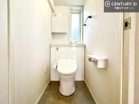 gC 1E2KɃgC܂I̖Zԑт҂ɂ݂łˁBƂ̂gCłꂪ₷łI