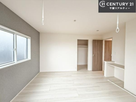 Q VvɃfUCĂ邽߁AƋIт܂I
Cɓ̉ƋuĂ낰Ԃ邱Ƃł܂B